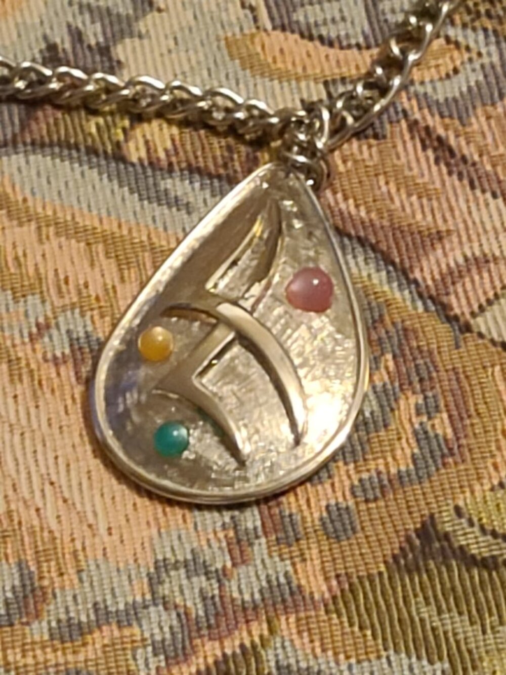 Vintage Necklace for Sale today Accepting Offers on bundle deals - Picture 3 of 14